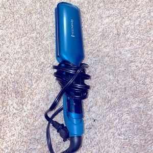 NWOT 2” straightener